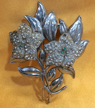 Brooch Pin Womens Ladies Rhinestone Jeweled Floral Silver Tone - £6.32 GBP