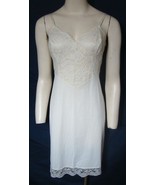 Vintage VANITY FAIR Slip Lace Slinky Lingerie Nylon 1950s Off White Wome... - $34.19