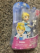 NEW Hasbro Disney Princess Little Kingdom Snap-Ins Cinderella NEW IN PAC... - $9.89