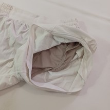 Lululemon LW7ATJT Saint Mary's Hall Women's White Shorts Size 6 image 12