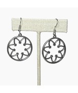 Silver Fashion Earrings Paparazzi Dangle Flower Round - $147.62 MXN