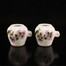 A Pair Chinese Famille Rose Porcelain Bird Feeder Jar - £143.88 GBP