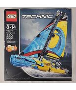 LEGO TECHNIC: Racing Yacht Boat 42074 NEW Damaged Box See Desc &amp; Pics De... - $785.21 MXN