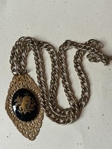 Vintage Thick Goldtone Long Chain w Large Black Ceramic Oval Cab w Gilt Painted - £7.46 GBP