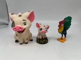 PAU Pet Pig 3&quot;  &amp; HEI HEI Rooster Figures  MOANA Disney - Lot of 3 CAKE ... - £7.62 GBP