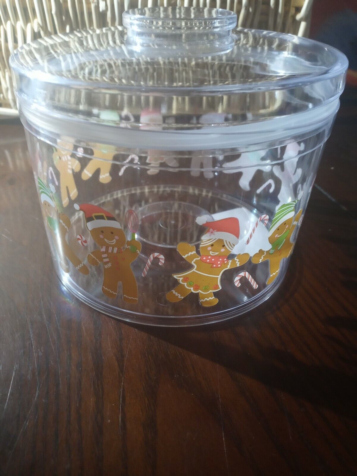 Ginerbread Christmas Cookie Jar Plastic With Lid-Brand New-SHIPS N 24 HOURS - $8.79