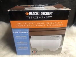 NEW Black &amp; Decker SPACEMAKER CO100 Under Cabinet Can Opener - White - $108.90