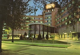Holy Cross Hospital Unposted Vintage Postcard Chicago Illinois - £7.82 GBP