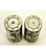 Heavy Pewter Round Salt &amp; Pepper Shakers, Kokopelli Flute Player, Vintag... - €25,17 EUR