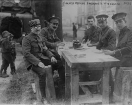 French and British Officers eating breakfast World War I WWI 8x10 Photo - £7.04 GBP