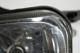 2003-2006 MERCEDES BENZ CLK500 CLK350 CLK320 FRONT RIGHT FOG LIGHT HOUSING J8821 image 10