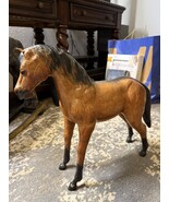 Antique Tall Leather Horse - $2,760.40 MXN