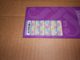 Jamberry Nails (new) 1/2 Sheet VIBRANT PINWHEEL - £6.52 GBP