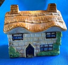 VTG. BESWICK OF GREATBRITIAN , “COTTAGE “ PATTERN PRESERVE POT WITH LID - $20.00