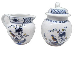 Wedgwood Volendam  Creamer And Covered Sugar Bowl  Made In England - £28.11 GBP