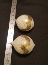 Vintage 4m Blown Glass Christmas Ornaments Ivory Teardrops With Gold - £10.67 GBP