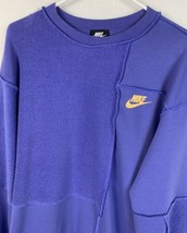 Nike Sweatshirt Sportswear Crewneck Sweater Casual Athletic Medium - $39.99
