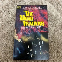 The Mind Traders Science Fiction Paperback Book by J. Hunter Holly 1967 - £9.74 GBP