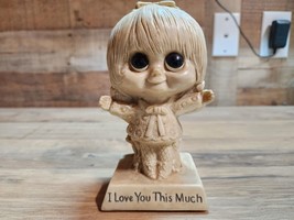 R&amp;W Berries Co &quot;I Love You This Much&quot; 1970 (Girl) Figurine Statue - Vintage 1970 - £10.08 GBP