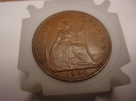 1966 English One Penny UK Large Cent 1c Great Britain! - $16.75