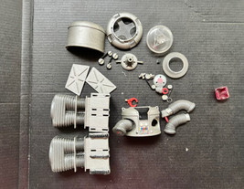 Polar Lights 1997 Lost in Space Robot Model Kit (original box, disassemb... - £30.93 GBP