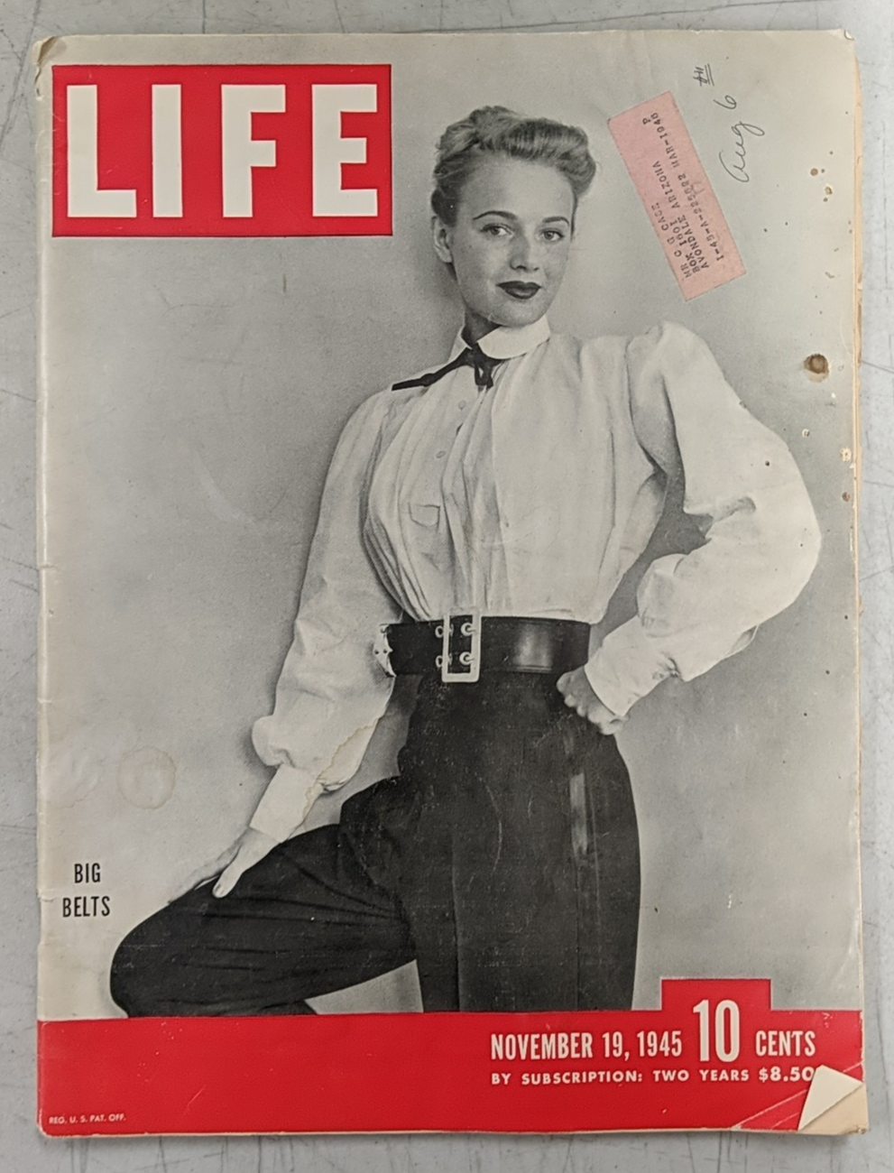 Life Magazine November 19 1945 Big Belts - $7.91