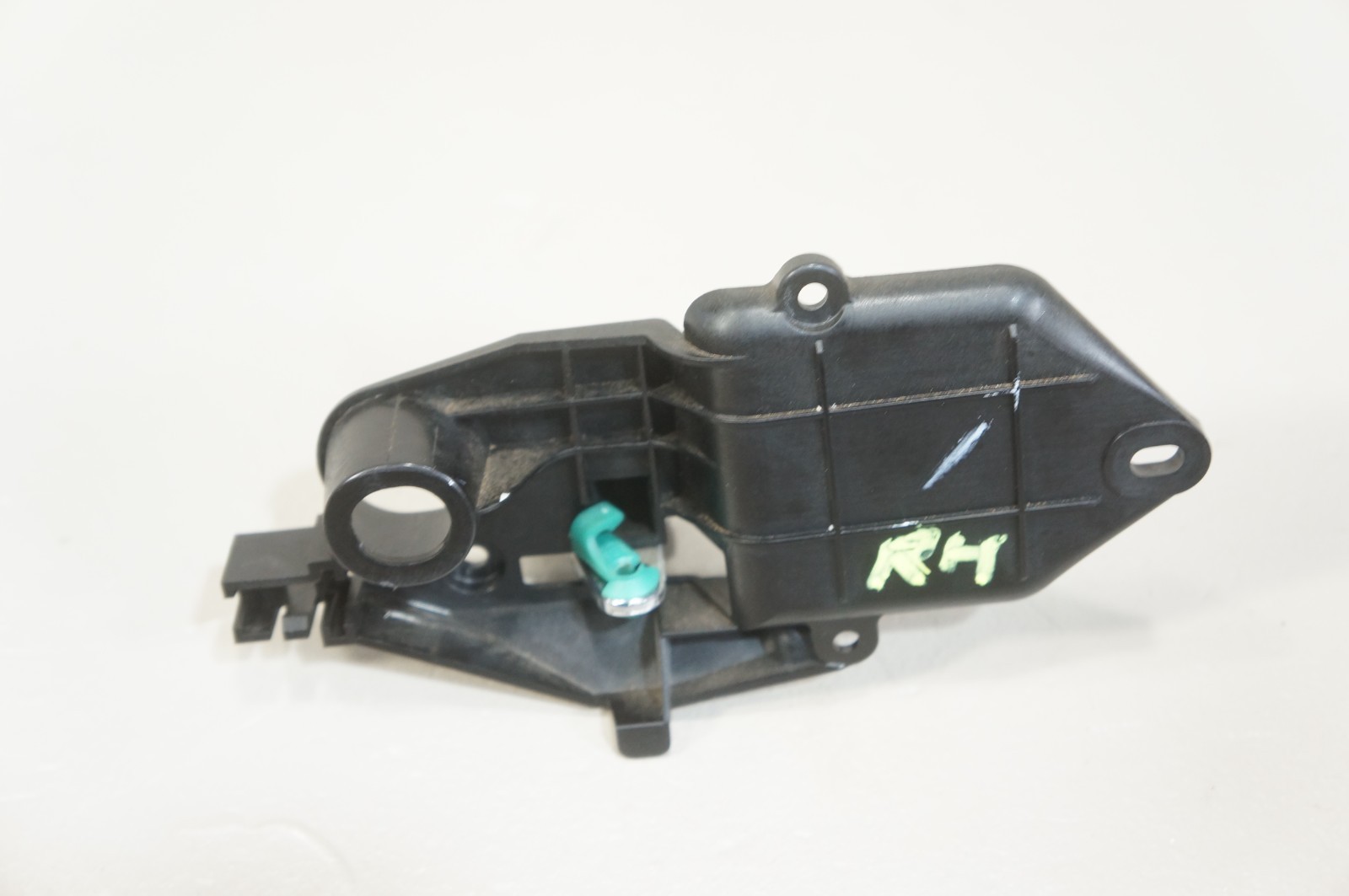 2012-2019 fiat 500 right passenger pass side interior door handle oem Item image 15