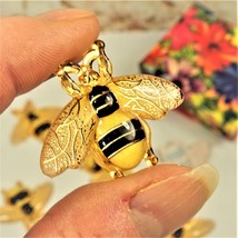 RESIN BEE CHARMS, Flat Back Cabochons, Lifelike Bumble Bee, Small Gift F... - $8.99