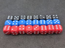 (24) 12MM Dice Red Blue Black With White Pips - $405.45 MXN