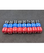 (24) 12MM Dice Red Blue Black With White Pips - $398.23 MXN