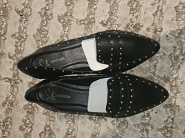 Ladies. Sole Sensation. Flat Shoes. Black . Size 7 Bnwt Express Shipping - $18.06