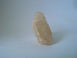 Calcite crystal point ,translucent and rough - $349.82 MXN