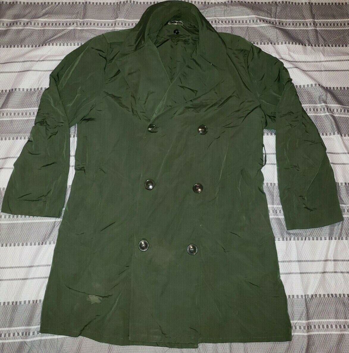MILITARY 1969 VIETNAM ERA RUBBER COATED GREEN RAINCOAT TRENCH OVER COAT 36S - $38.69