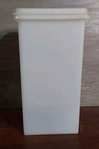 Tupperware Saltine Cracker Keeper 1314-6 Storage Container Lid Vintage White - $12.20