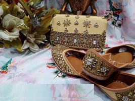 Womens matching Bellies &amp; clutch combo Wedding Party Gift US 6-10 DLY, Kundan - £36.90 GBP