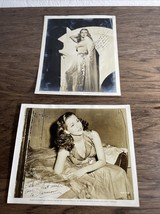 Yvonne De Carlo Original Autograph &amp; Personalized 8 X 10 Studio Photogra... - $2,317.74 MXN