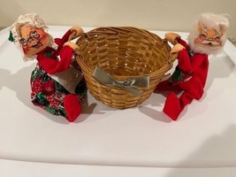 Vintage 1980 Annalee Mr &amp; Mrs Santa With Basket - £33.29 GBP