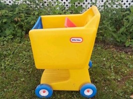 Vintage Little Tikes Lil Shopper Yellow Grocery Store Shopping Cart Toy - $116.86