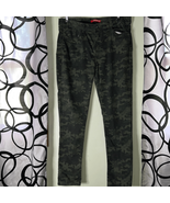 Unionbay stretch denim camouflage pants, skinny jeans size 17 - $363.80 MXN