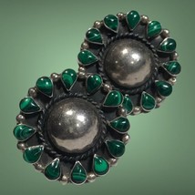 Vintage Taxco Mexico Sterling Silver &amp; Malachite Pair of Clip on Earrings - £58.57 GBP
