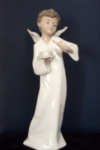 Nao by Lladro &#39;Angel of Celebration&#39; 1260 Figurine - $45.00