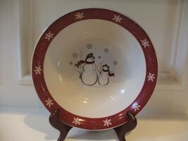 An item in the Pottery & Glass category: Vegetable Serving Bowl by Royal Seasons Stoneware Snowmen Christmas Holiday EUC
