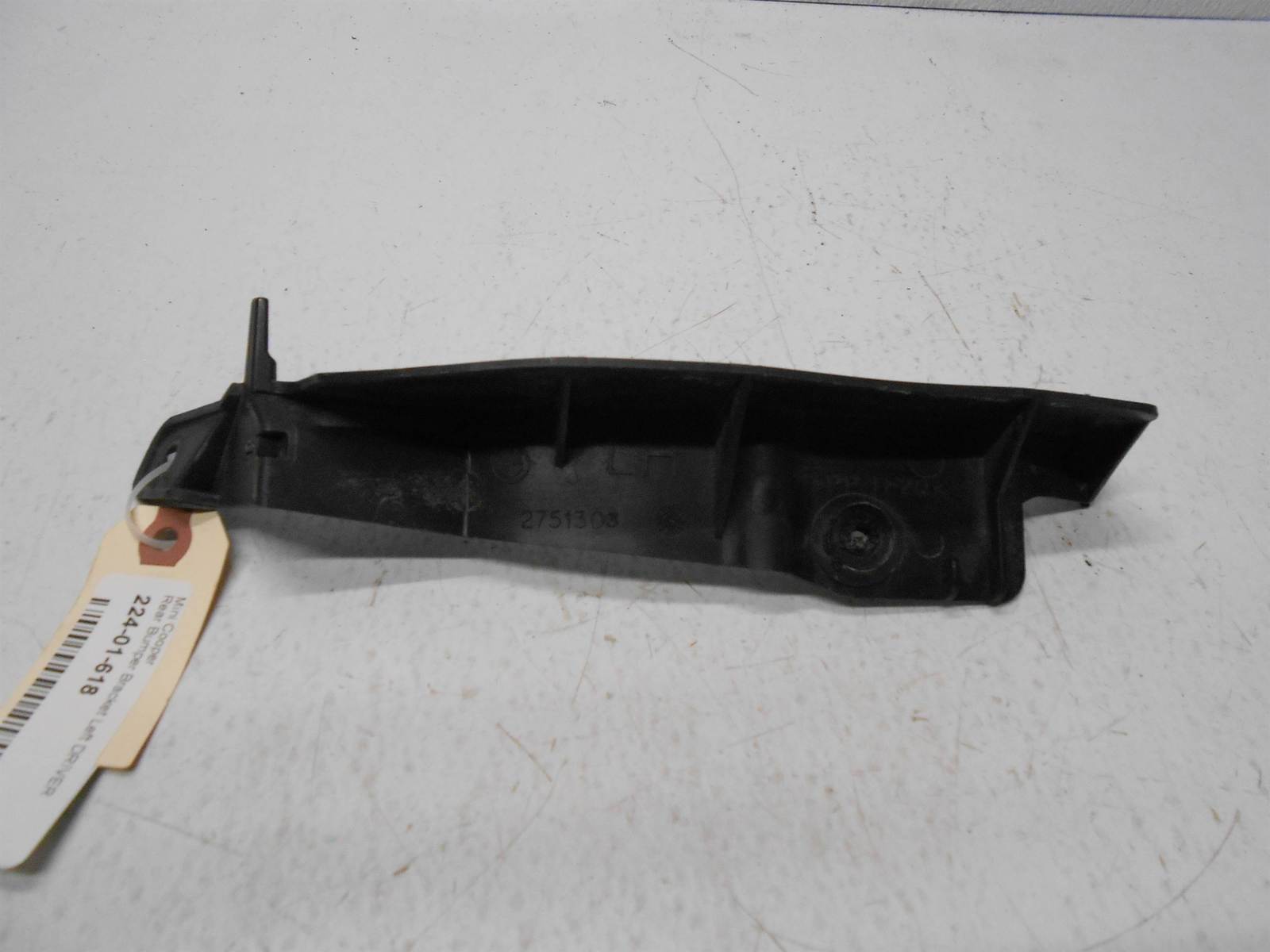 2008 Mini Cooper Rear Bumper Bracket Left Driver 2751303 - $24.99