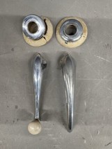 1939 1940 Ford De Luxe Door Handle Window Crank Riser Escutcheons Spring... - $952.17 MXN