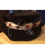 Vintage Dowa Halle Brothers Hat w/ Feathers - $35.90 CAD