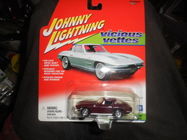 2002 Johnny Lightning Vicious Vettes &quot;1963 Corvette Coupe&quot; Mint Car On Card - £3.13 GBP