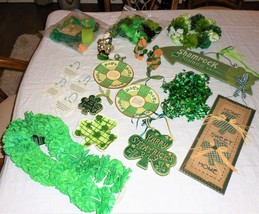  Irish St Patrick&#39;s Day 30+ Piece Lot Shamrock Signs Ornaments Blessings... - $49.98