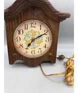 Vtg Spartus Electric Wall Clock With Floral Face Design Faux Wood Retro - $358.56 MXN