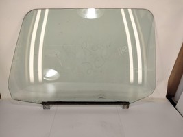 1982 Chevette 4DR Door Glass Rear Passenger Right Side Window - $2,234.26 MXN