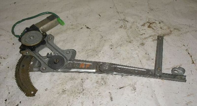 2003 Subaru Legacy AWD AT 4DR 2.5L Right Front Power Window Regulator - $32.88
